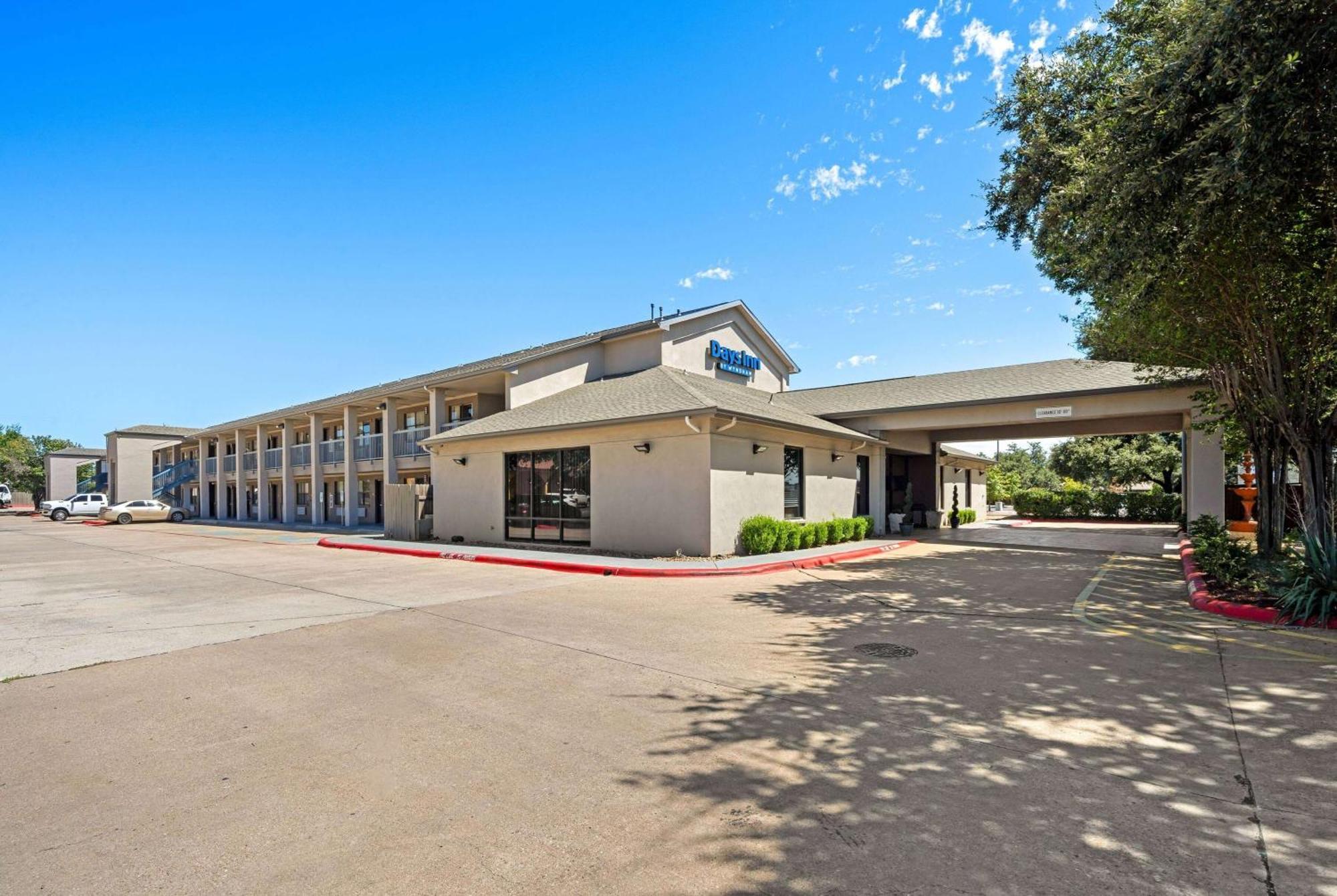 Days Inn By Wyndham Round Rock Exteriér fotografie